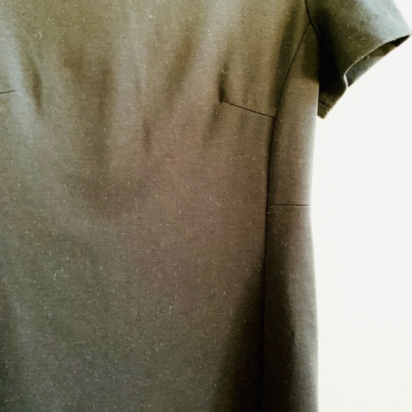 Uniqlo Simple Black Shift Dress Sz S - Picture 4 of 4